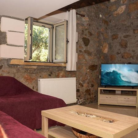 Pause Serenity House Into Olive Groves Agios Fotios Exterior foto